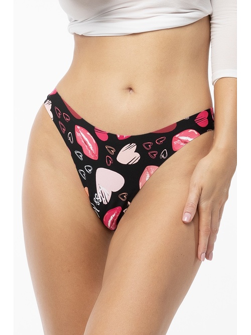 Stringi bezszwowe Kiss Me